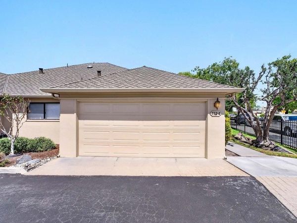 112 Nissen Road, Unit 4, Salinas, CA 93901