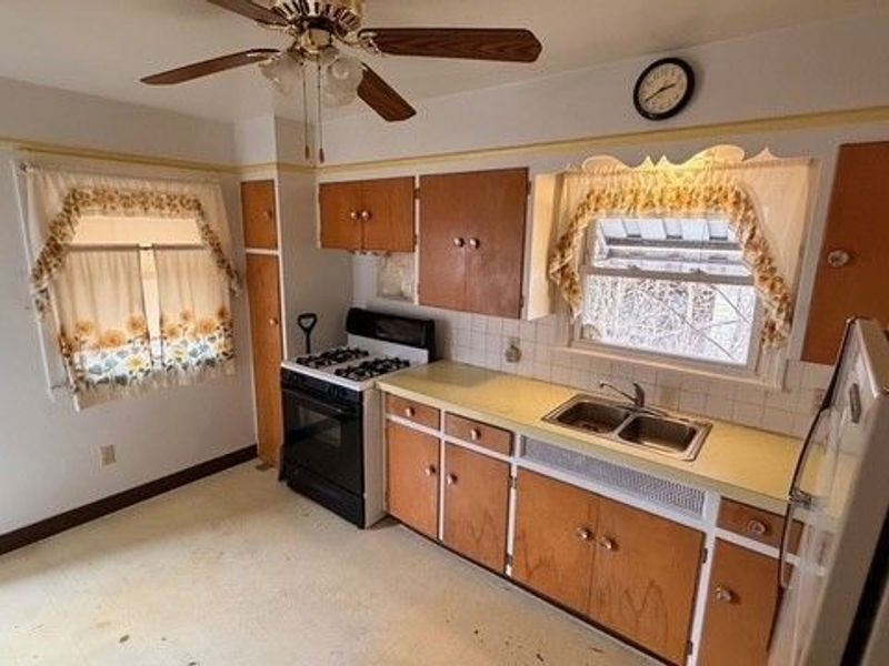 1169 Ada Street, Akron, OH 44306 Photo 4