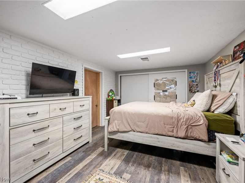 7906 Kenton Avenue, Parma, OH 44129 Photo 21