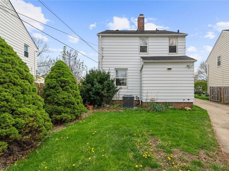 7906 Kenton Avenue, Parma, OH 44129 Photo 25