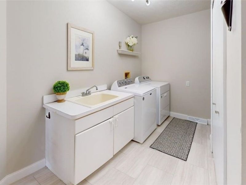 608 Dewitt Drive, Highland Heights, OH 44143 Photo 25