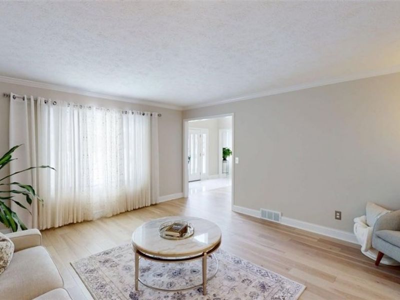 608 Dewitt Drive, Highland Heights, OH 44143 Photo 5