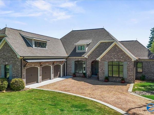 174 Browns Creek Road, Guntersville, AL 35976