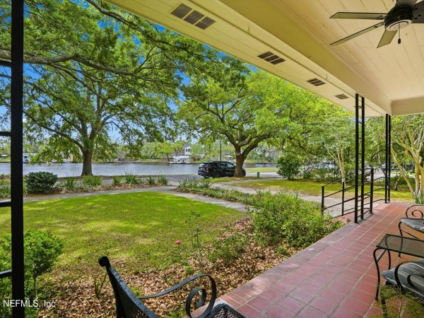 1905 LARGO Road, Jacksonville, FL 32207