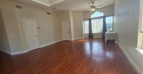 8212 Newbury Park Ct, Sacramento, CA 95828 Photo