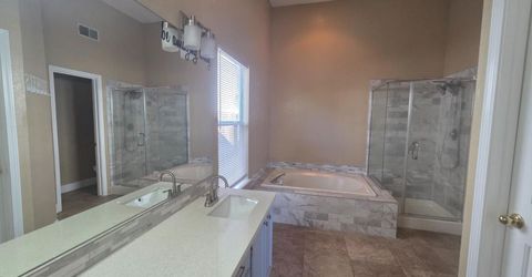 8212 Newbury Park Ct, Sacramento, CA 95828 Photo