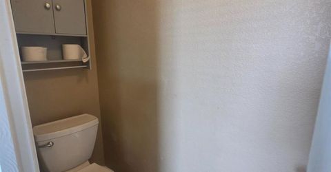 8212 Newbury Park Ct, Sacramento, CA 95828 Photo