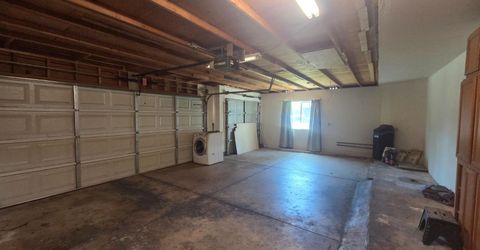 8212 Newbury Park Ct, Sacramento, CA 95828 Photo