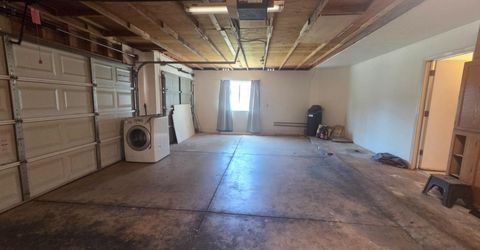 8212 Newbury Park Ct, Sacramento, CA 95828 Photo