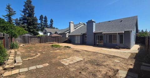 8212 Newbury Park Ct, Sacramento, CA 95828 Photo