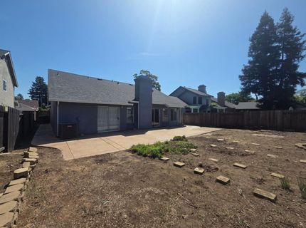 8212 Newbury Park Ct, Sacramento, CA 95828 Photo