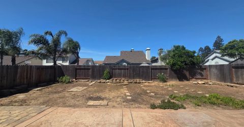 8212 Newbury Park Ct, Sacramento, CA 95828 Photo