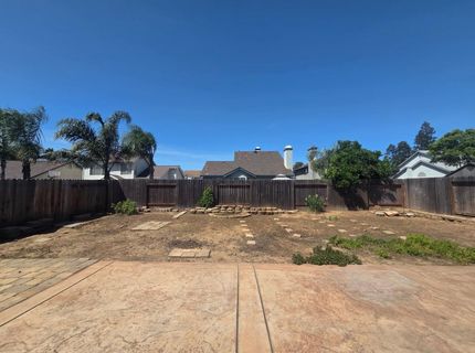 8212 Newbury Park Ct, Sacramento, CA 95828 Photo