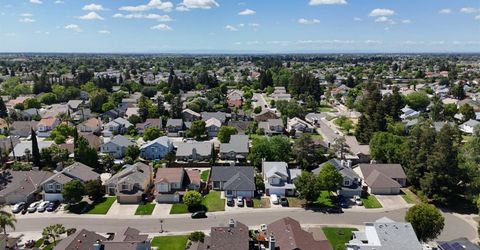 8212 Newbury Park Ct, Sacramento, CA 95828 Photo