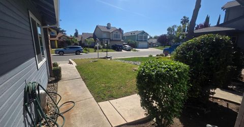 8212 Newbury Park Ct, Sacramento, CA 95828 Photo