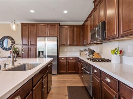 8400 Brooklyn Rd, Sacramento, CA 95829 Photo