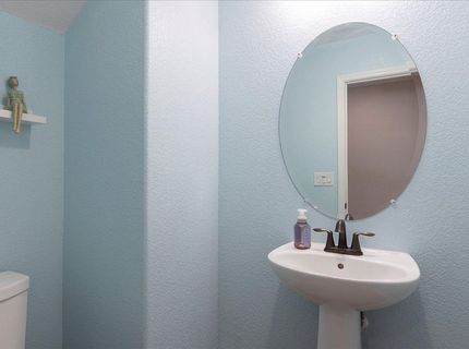 8400 Brooklyn Rd, Sacramento, CA 95829 Photo