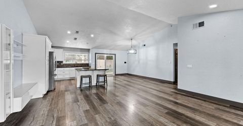 8605 Zircon Crest Ct, Elk Grove, CA 95624 Photo