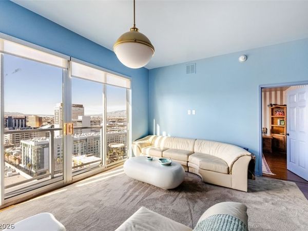 150 Las Vegas Boulevard, Unit 1906, Las Vegas, NV 89101