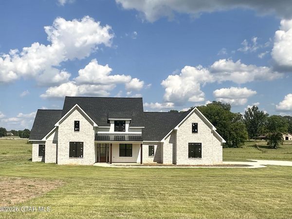 5412 Oktoc Road, Starkville, MS 39759