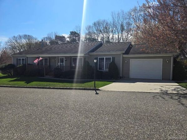 1407 Middle Road, Unit 265, Calverton, NY 11933