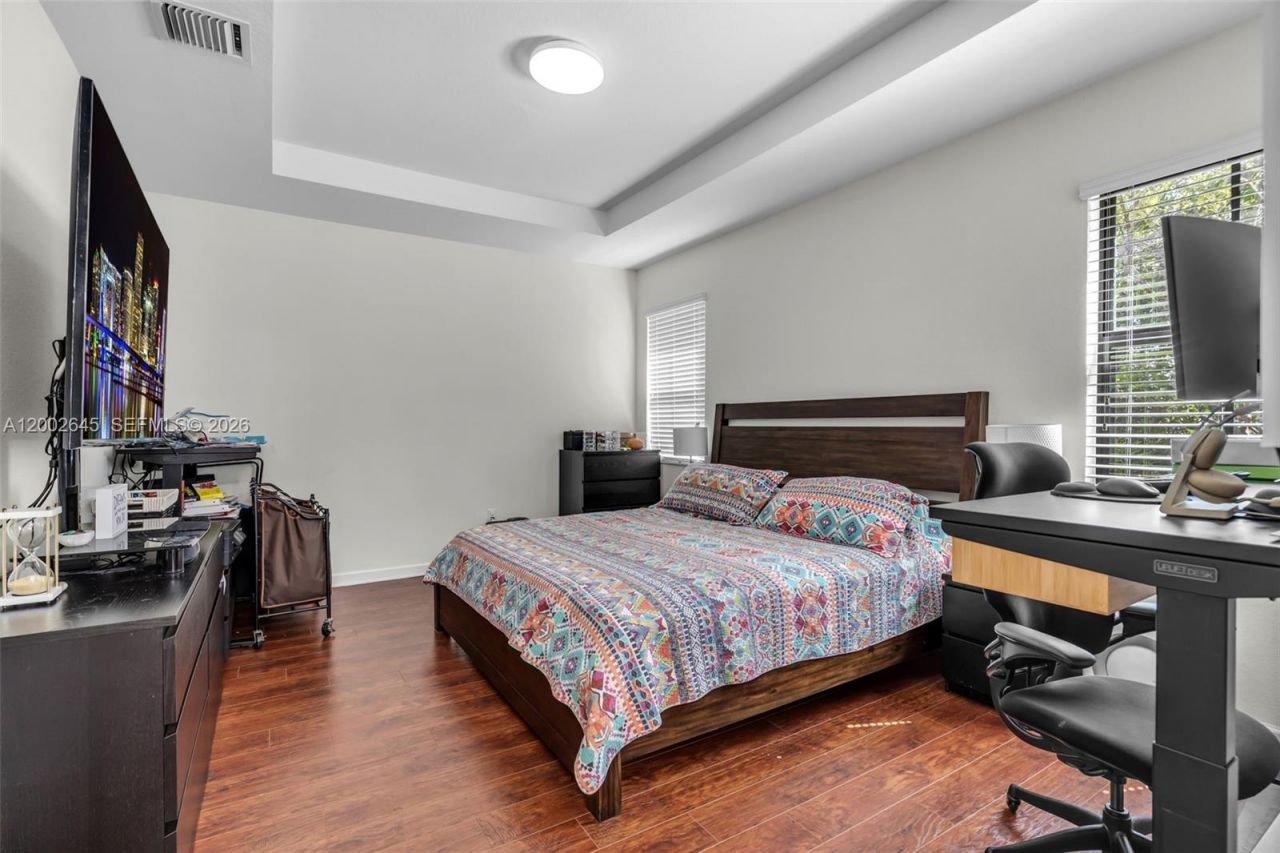 10371 W 32nd Ln , Hialeah, FL 33018 Photo