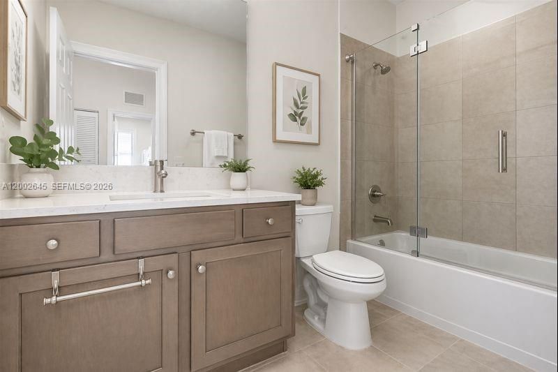 10371 W 32nd Ln, Hialeah, FL 33018 Photo