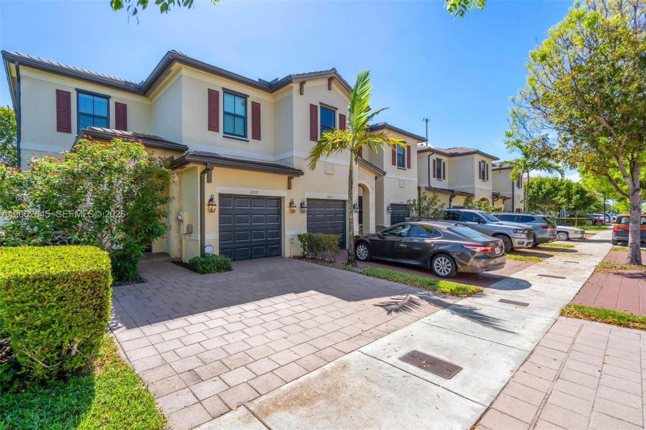 10371 W 32nd Ln , Hialeah, FL 33018 Photo