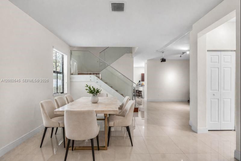 10371 W 32nd Ln, Hialeah, FL 33018 Photo