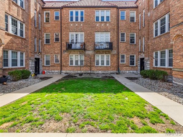 7532 Cromwell Dr. , Unit 2N, Clayton, MO 63105