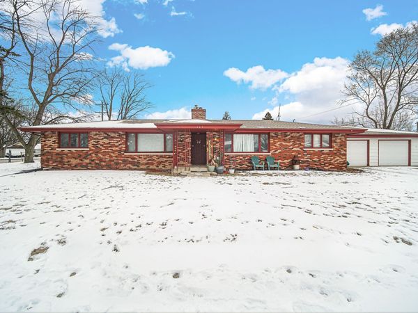 463 Orchard Lane , Beecher, IL 60401