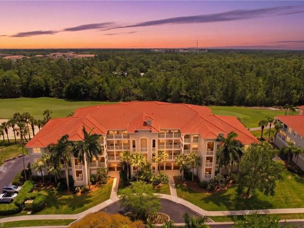 4864 Hampshire CT, Unit 105, NAPLES, FL 34112