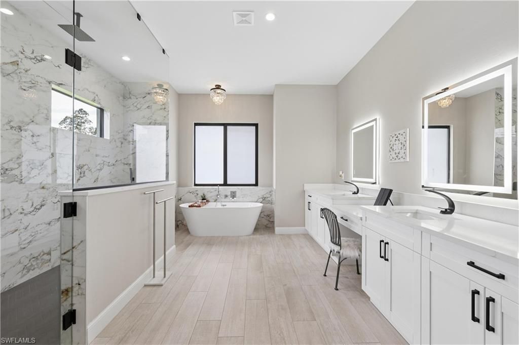 360 13th St Sw, Naples, FL 34117 Photo