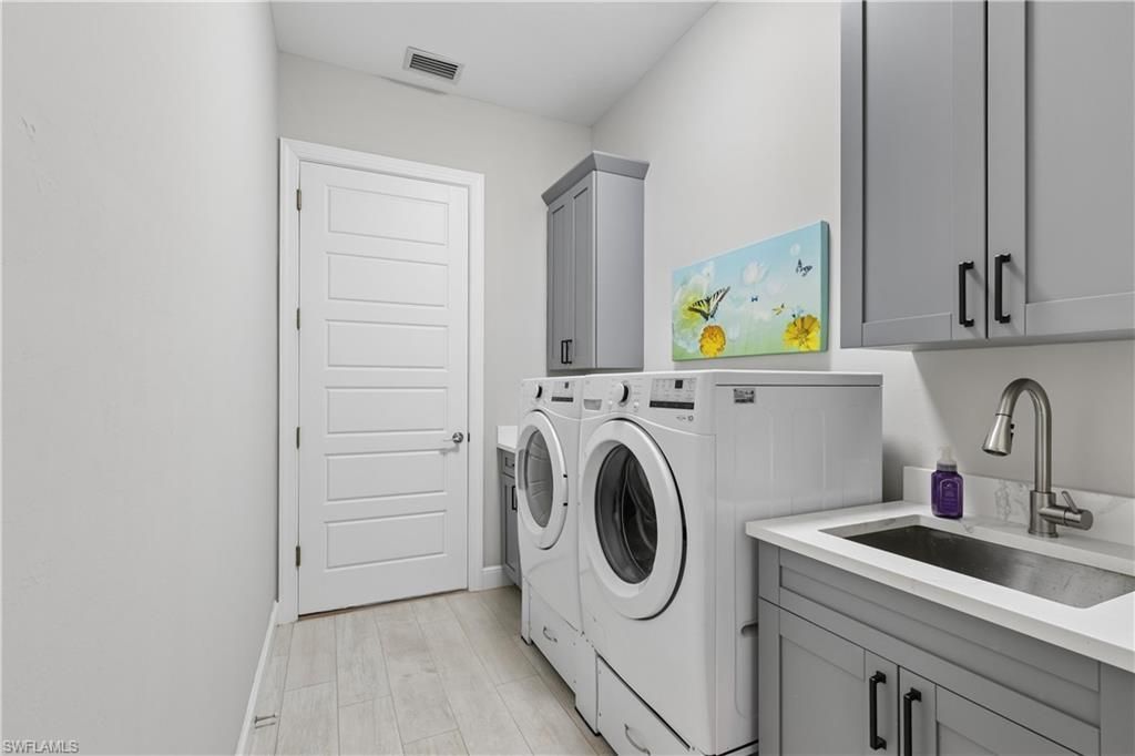 360 13th St Sw, Naples, FL 34117 Photo