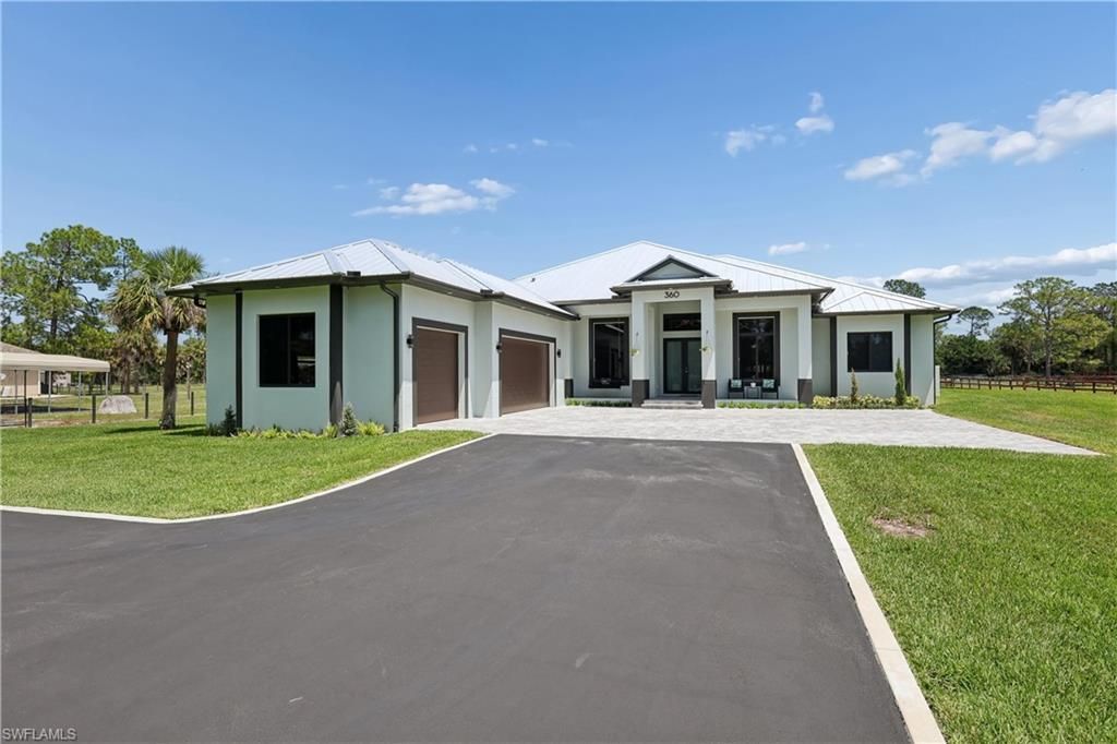 360 13th St Sw, Naples, FL 34117 Photo