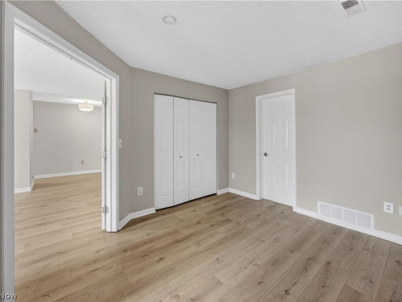 240 Fox Hollow Drive, Unit 408, Mayfield Heights, OH 44124 Photo 23