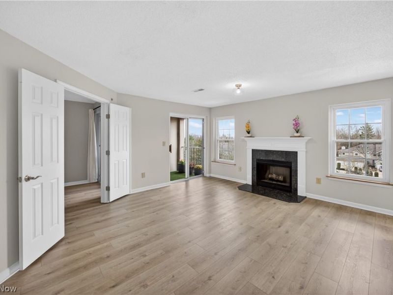 240 Fox Hollow Drive, Unit 408, Mayfield Heights, OH 44124 Photo 3