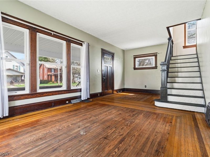 938 Race Street, Dover, OH 44622 Photo 11