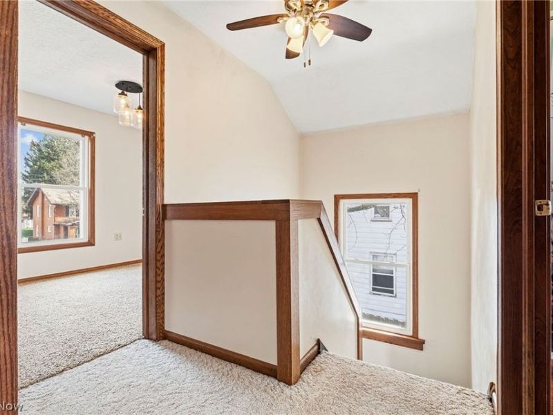 938 Race Street, Dover, OH 44622 Photo 18