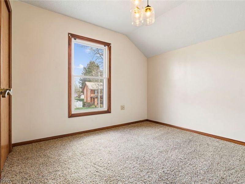 938 Race Street, Dover, OH 44622 Photo 21