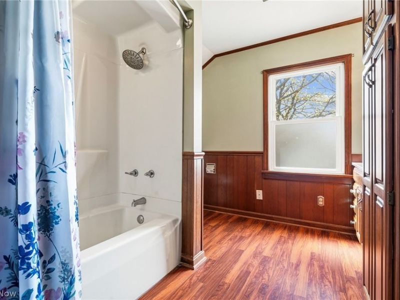 938 Race Street, Dover, OH 44622 Photo 22