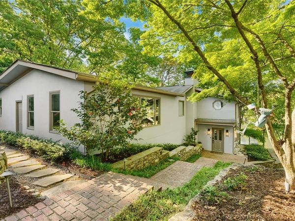 594 Hilltop Lane, Berkeley Lake, GA 30096