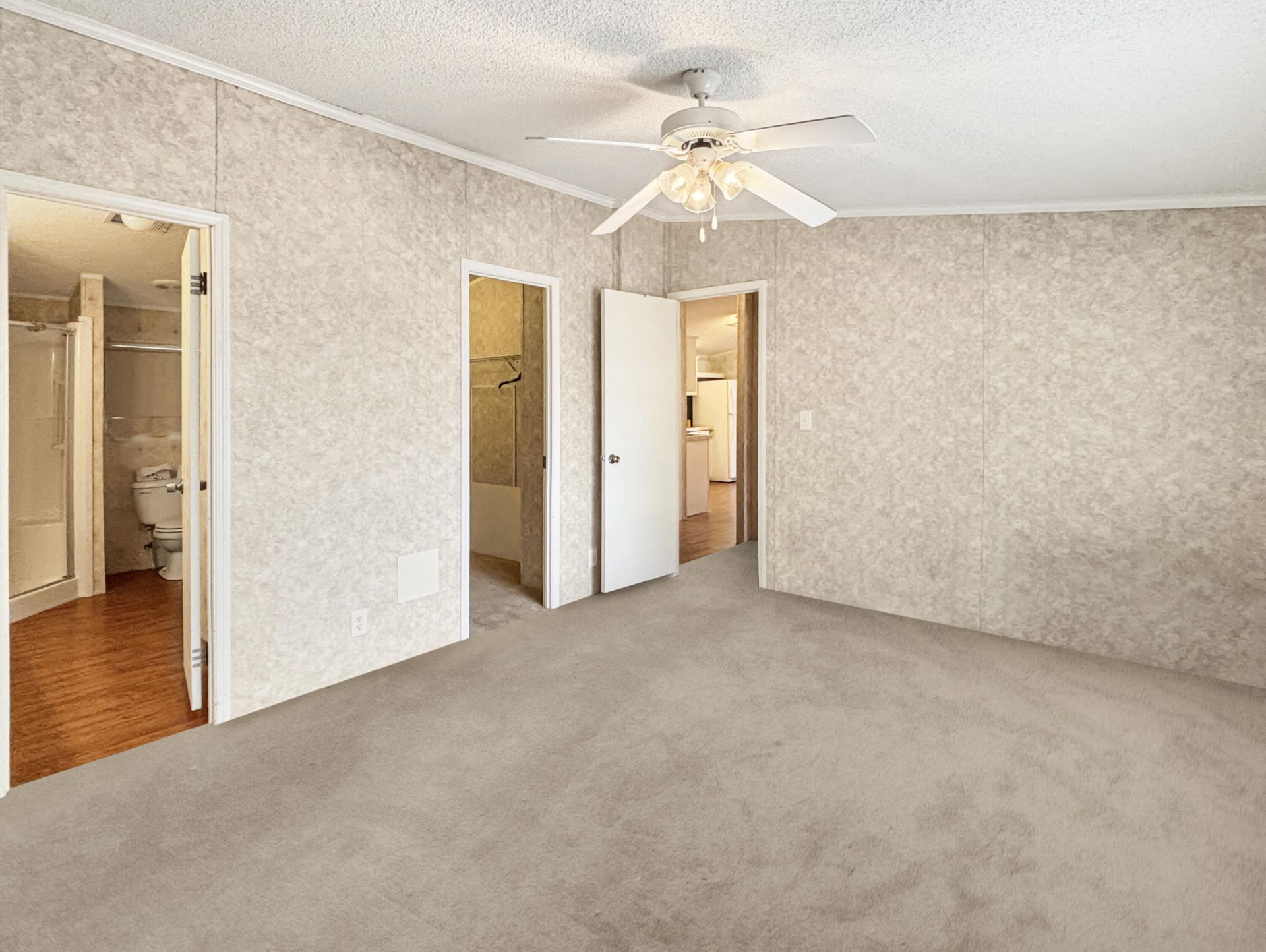 7568 SE Swan Avenue, Hobe Sound, FL 33455 Photo