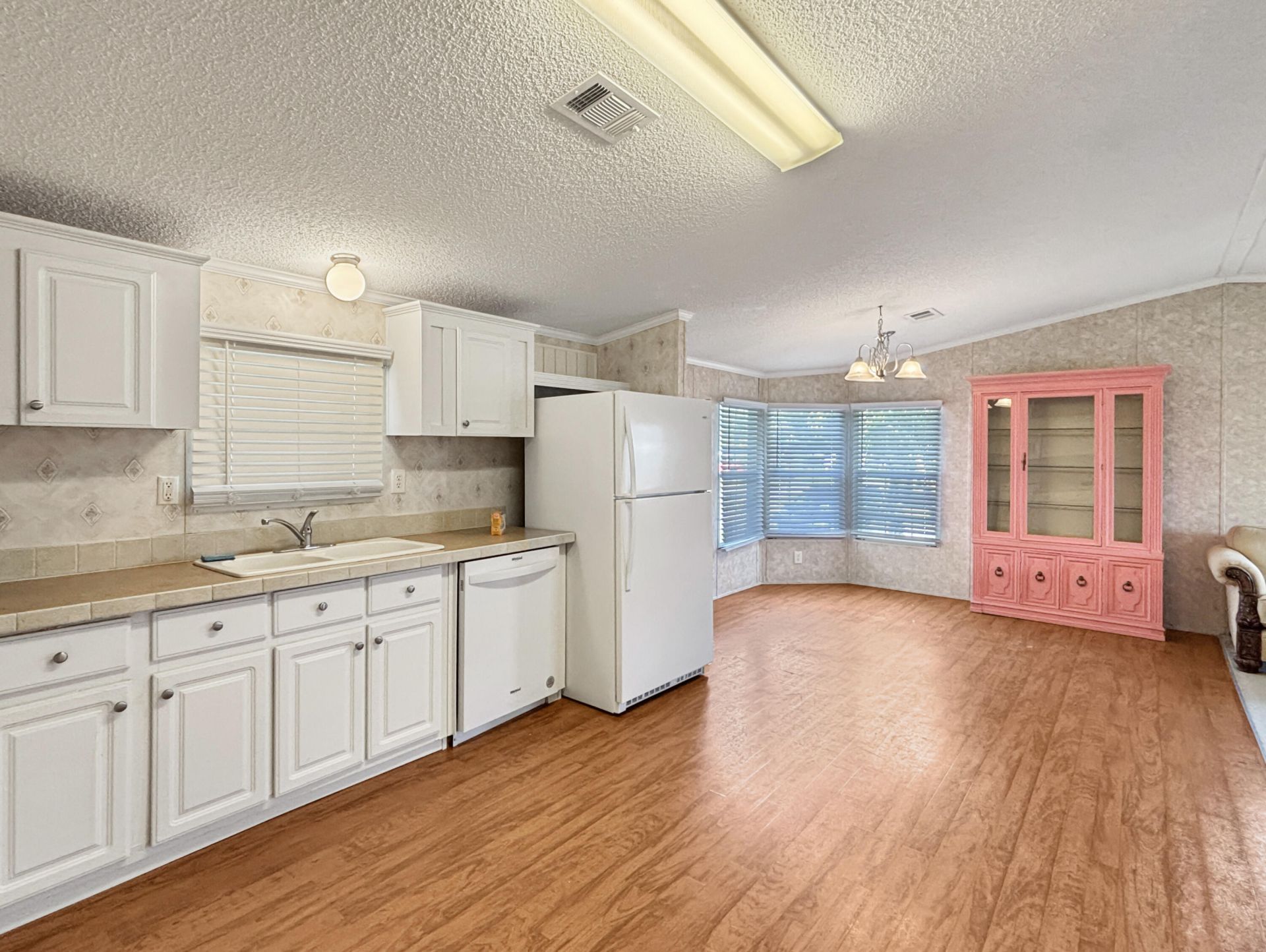 7568 SE Swan Avenue, Hobe Sound, FL 33455 Photo