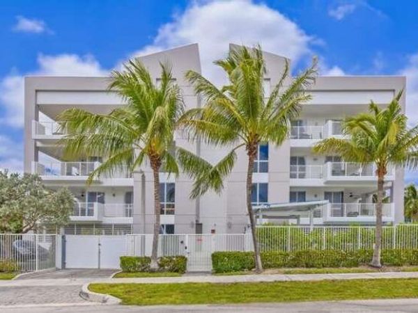 51 SE 19th Avenue, Unit 401, Deerfield Beach, FL 33441