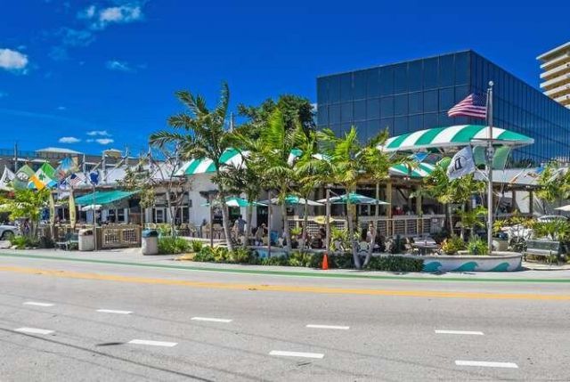 51 SE 19th Avenue, Unit 401, Deerfield Beach, FL 33441 Photo