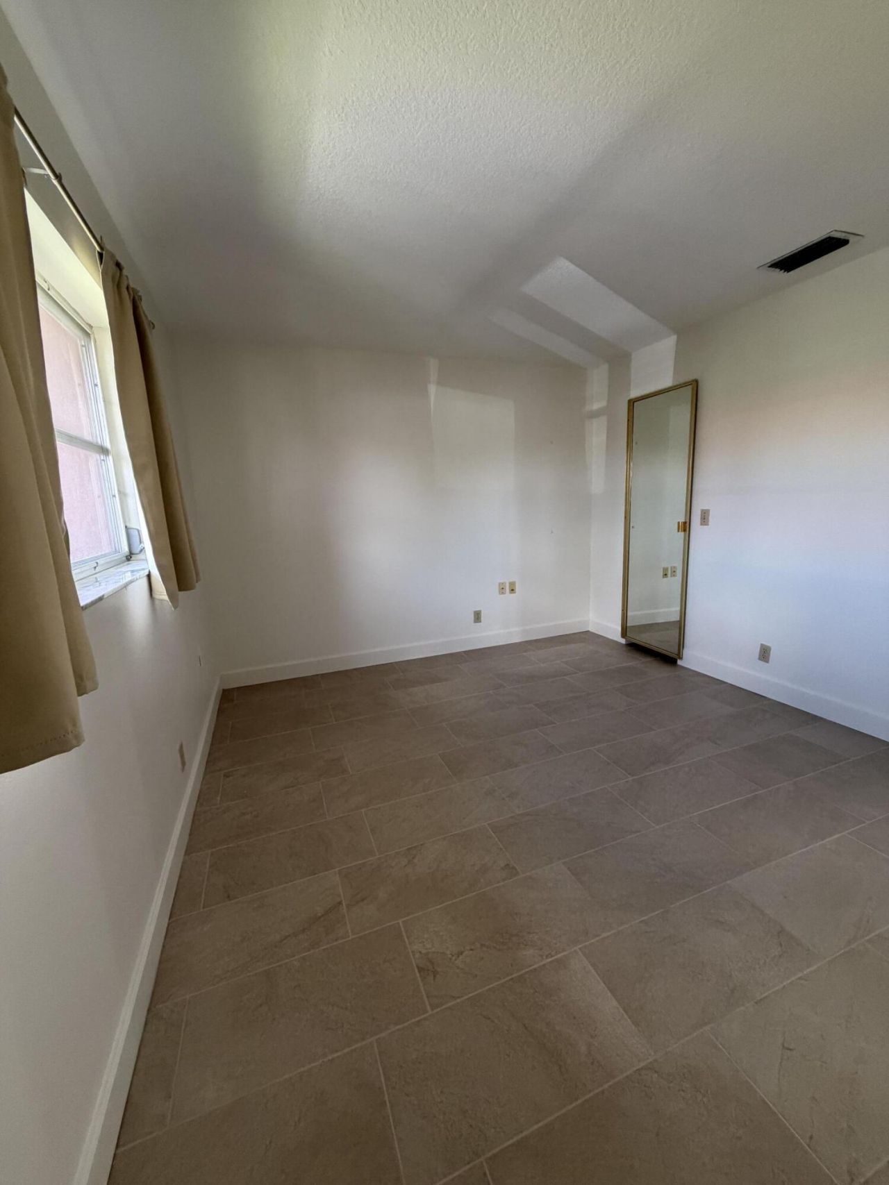 5800 Fernley Drive W, Unit 3, West Palm Beach, FL 33415 Photo