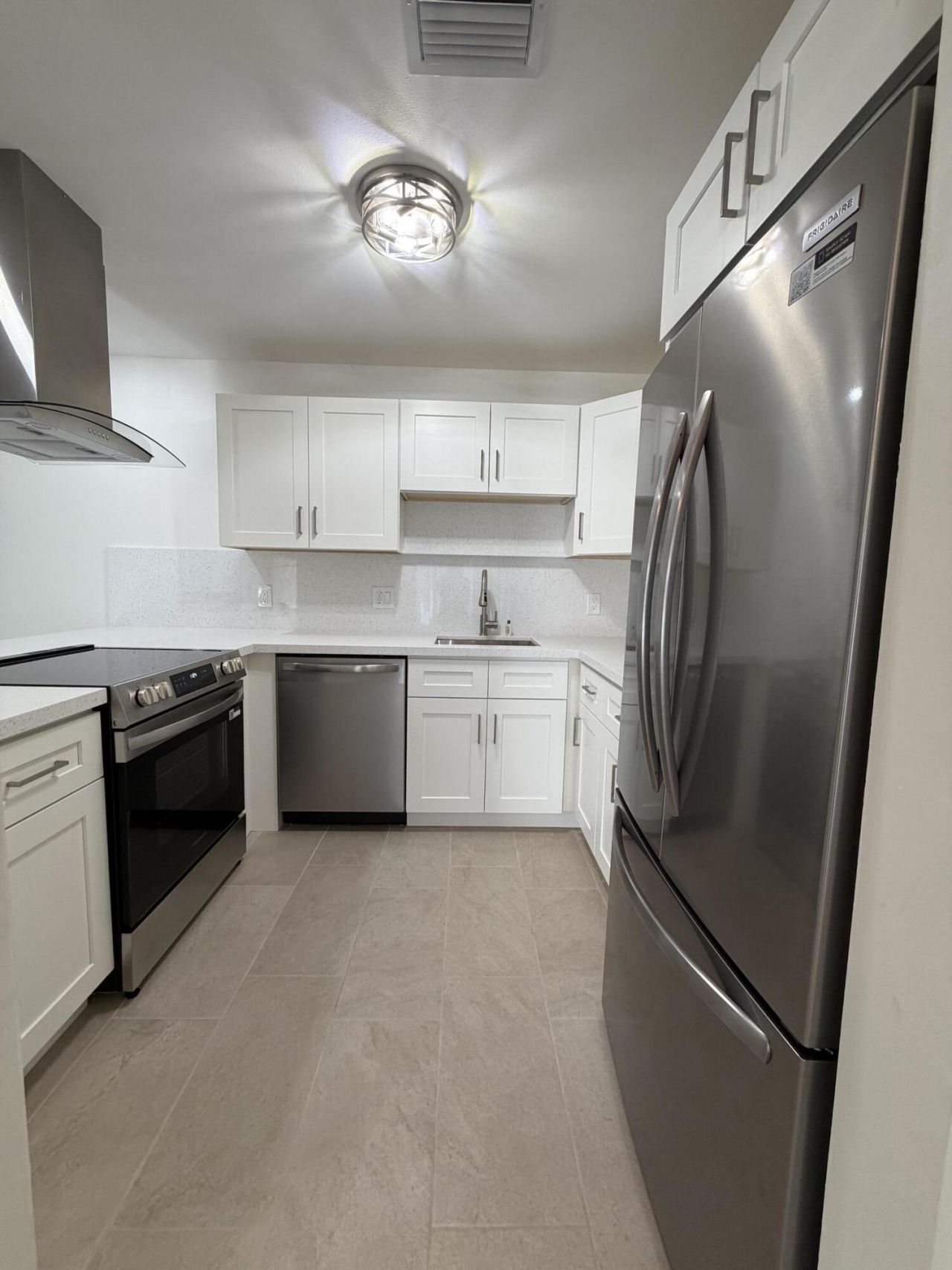 5800 Fernley Drive W, Unit 3, West Palm Beach, FL 33415 Photo