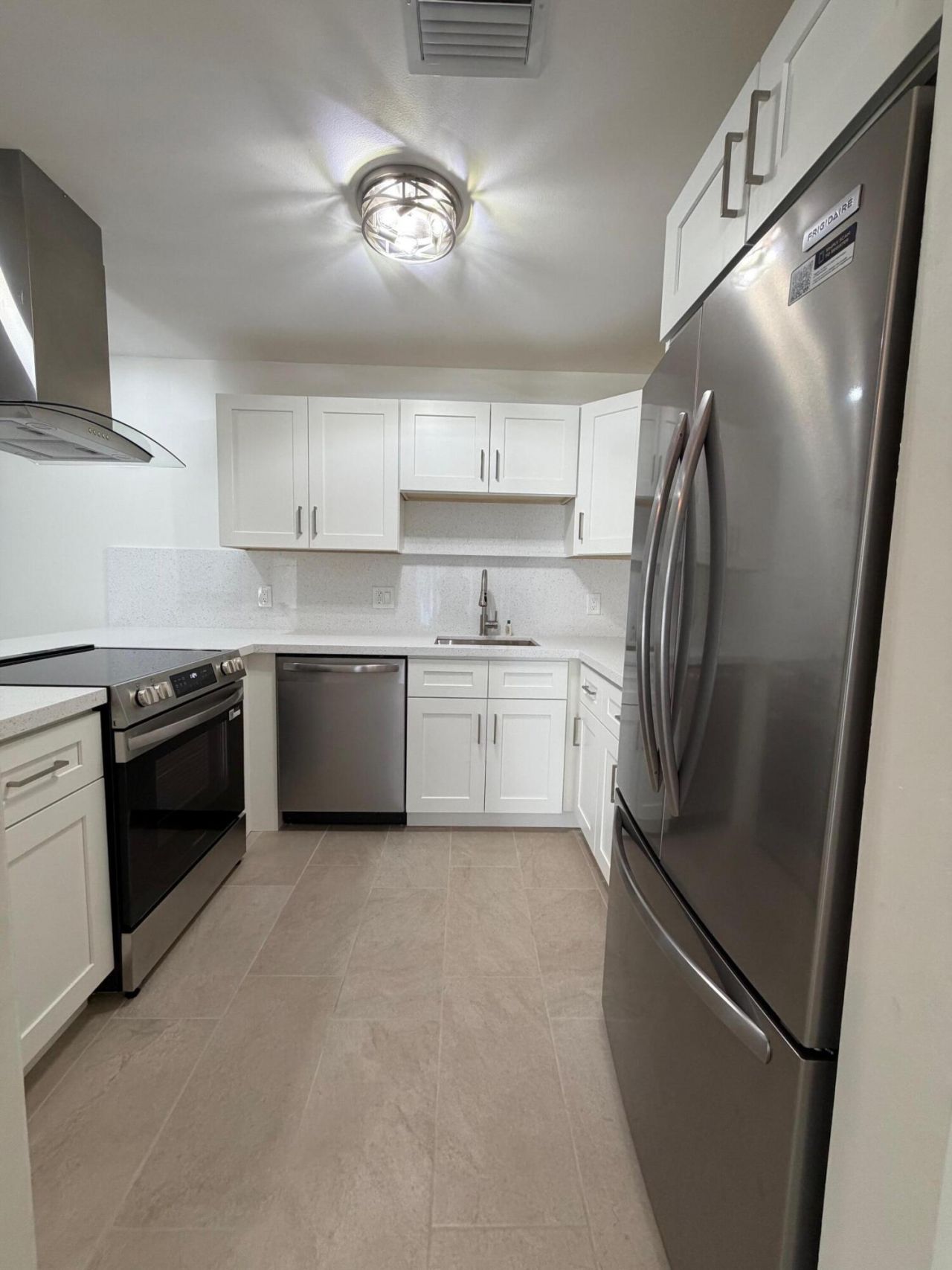 5800 Fernley Drive W, Unit 3, West Palm Beach, FL 33415 Photo