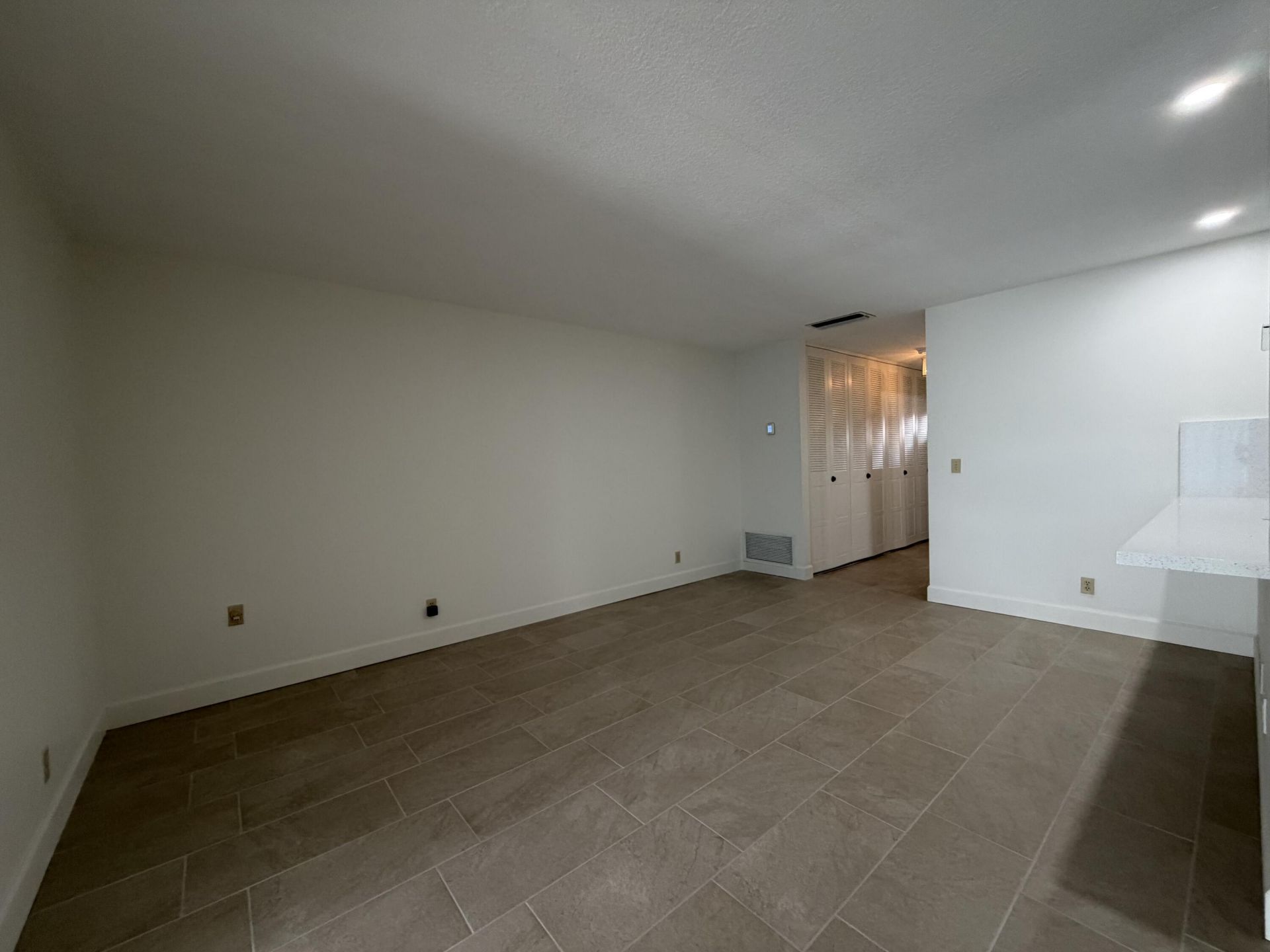 5800 Fernley Drive W, Unit 3, West Palm Beach, FL 33415 Photo